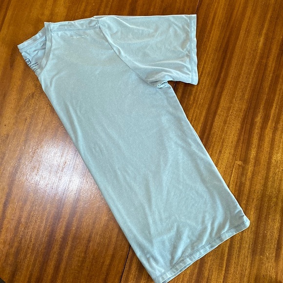 Free Country Other - 💚 Micro-cool T-Shirt